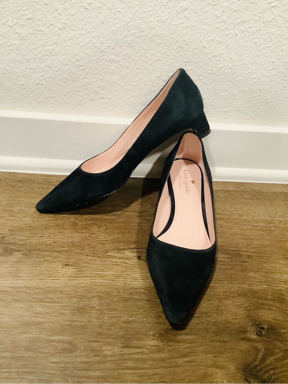 kate spade Black Suede Pointed Heels / Used only few times